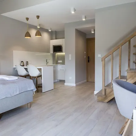 Apartmanhotel Royal Hill 3*