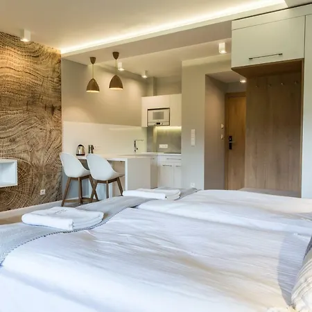 Apartmanhotel Royal Hill 3*