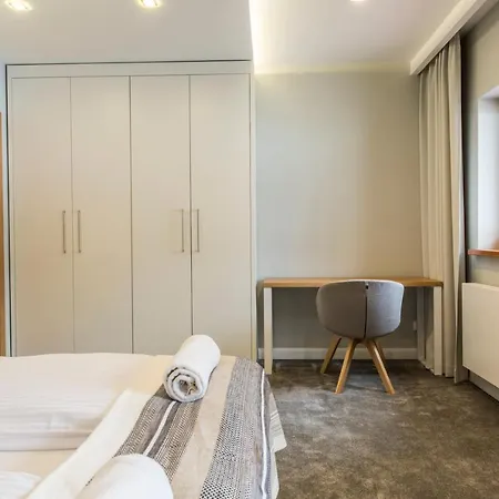 Apartmanhotel Royal Hill 3*