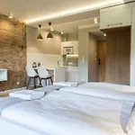 Apartmanhotel Royal Hill 3*