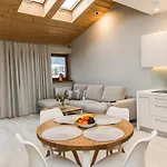 아파트호텔 Royal Hill 3*