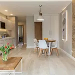 Royal Hill Apartmanhotel 3*