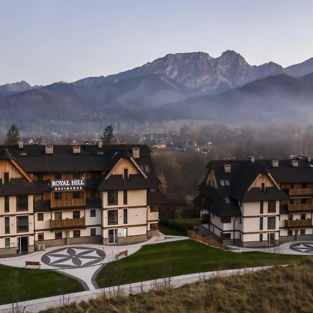 Royal Hill Aparthotel 3*