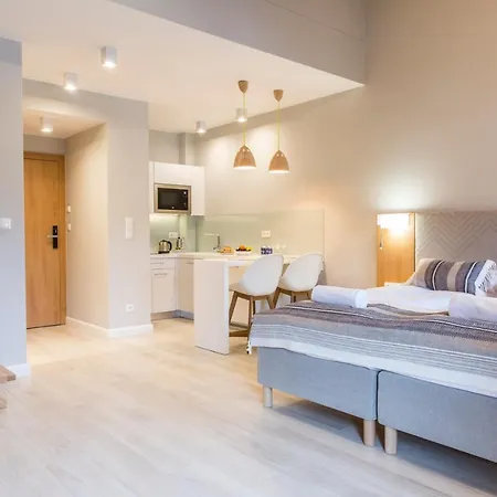 Royal Hill Aparthotel 3*