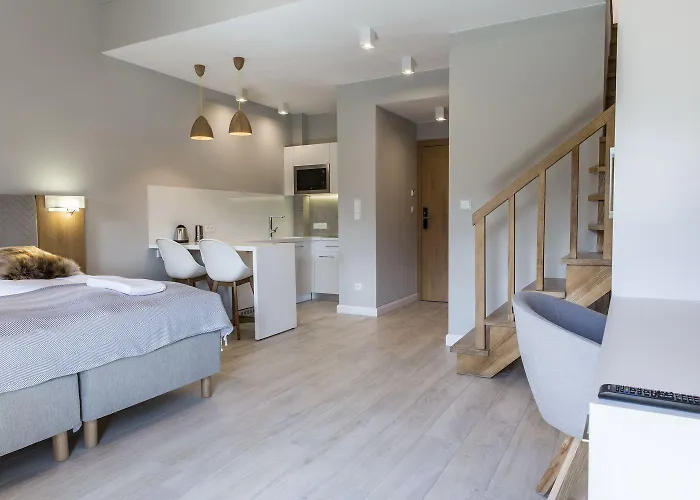 Hotel apartamentowy Royal Hill 3*