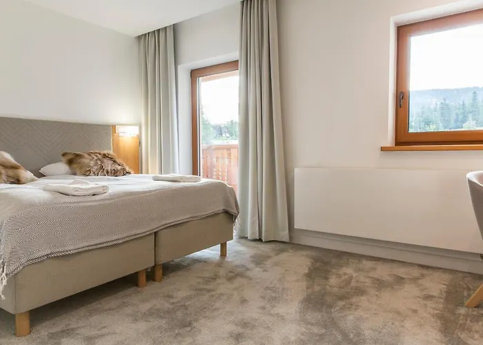 Hotel apartamentowy Royal Hill 3*