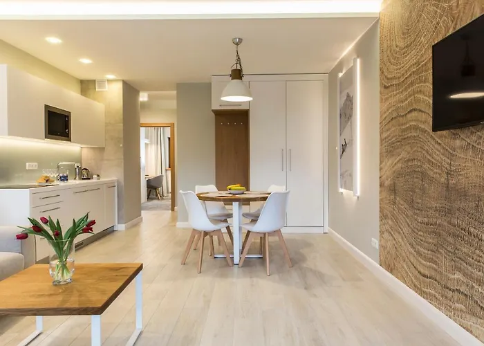 Hotel apartamentowy Royal Hill 3*