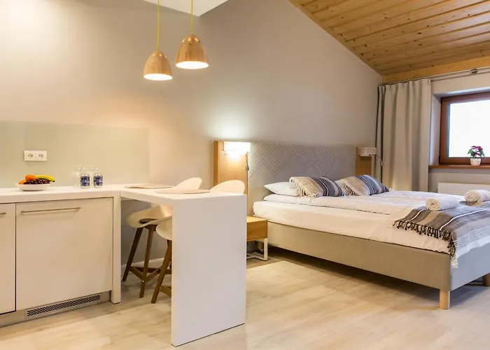 Royal Hill شقة فندقية 3*